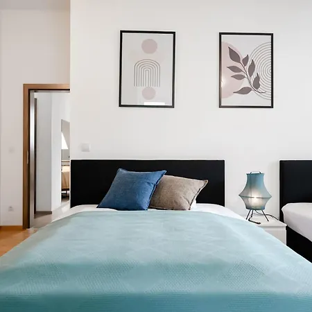 Casa de hóspedes Citysuites Salzburg, Budget Stay, Next To Center And Old Town, Shared Spaces