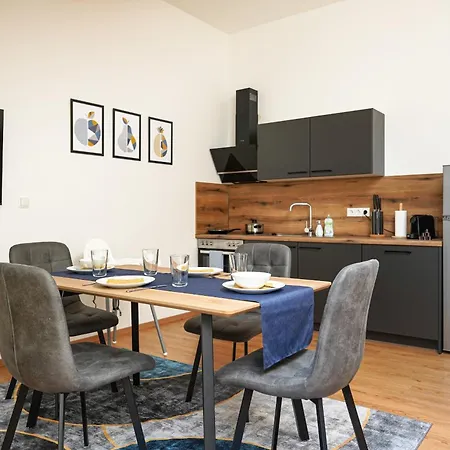 Citysuites Salzburg, Budget Stay, Next To Center And Old Town, Shared Spaces