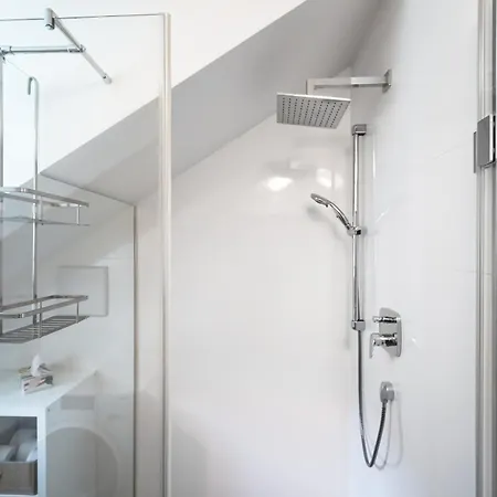 Gæstehus Citysuites Salzburg, Budget Stay, Next To Center And Old Town, Shared Spaces Salzburg