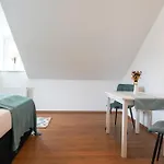 Citysuites Salzburg, Budget Stay, Next To Center And Old Town, Shared Spaces 게스트하우스 *